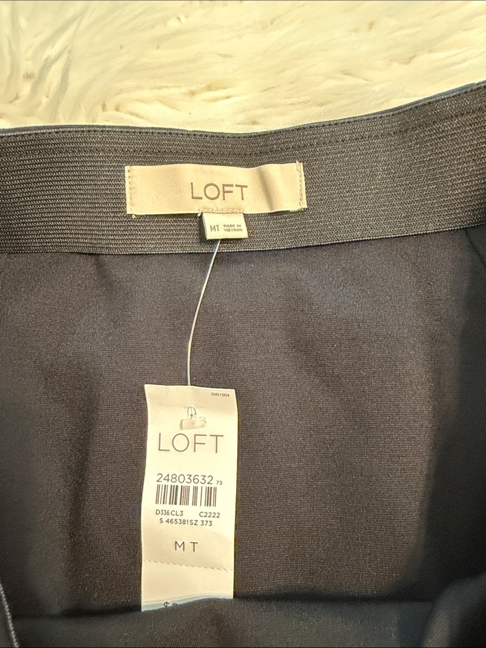 LOFT Black Ruffle-Hem Skater Skirt size MT brand new length 21” waist 32” elasti - Picture 4 of 8